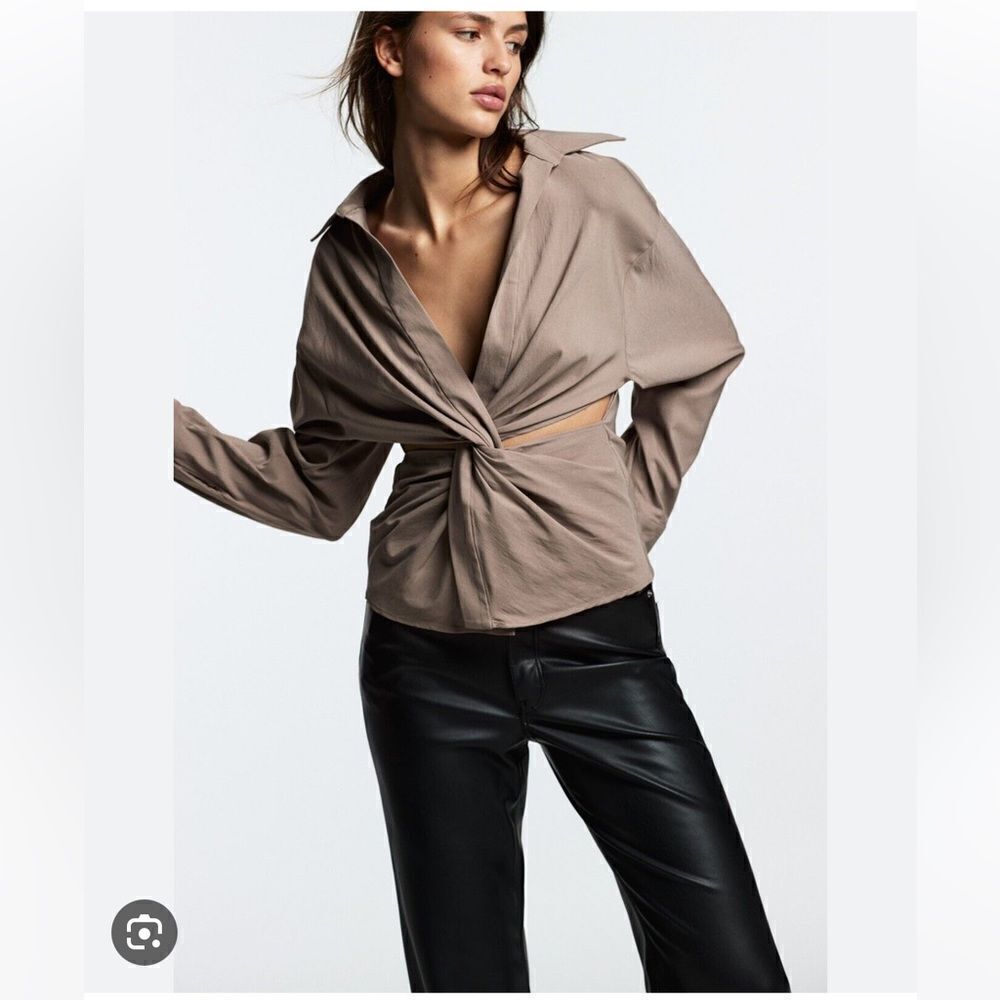 Zara Cut Out Long Slweve Collar Top 2143/259/737